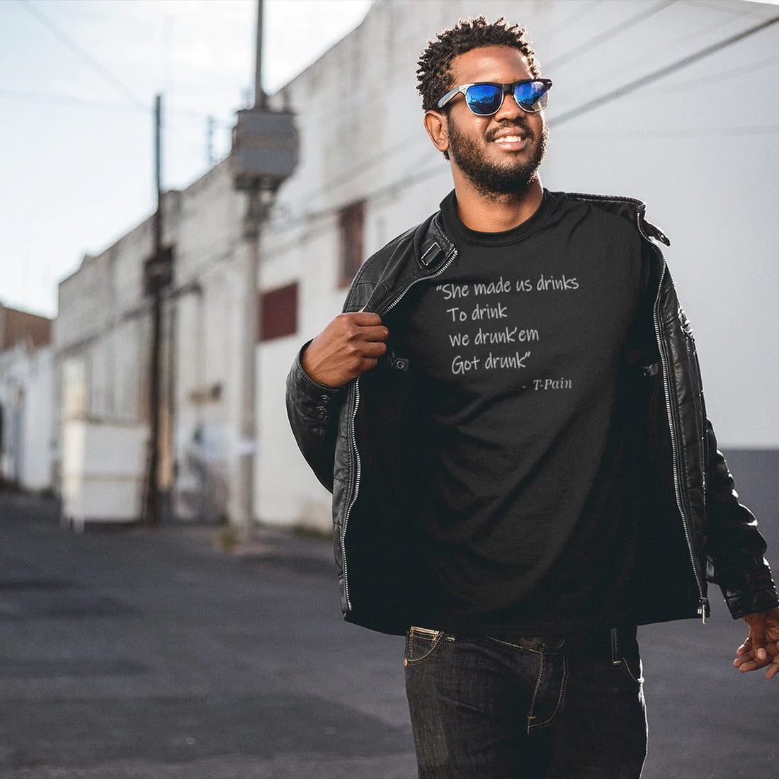 Revolutionary 🤣 I - Donkey Tees